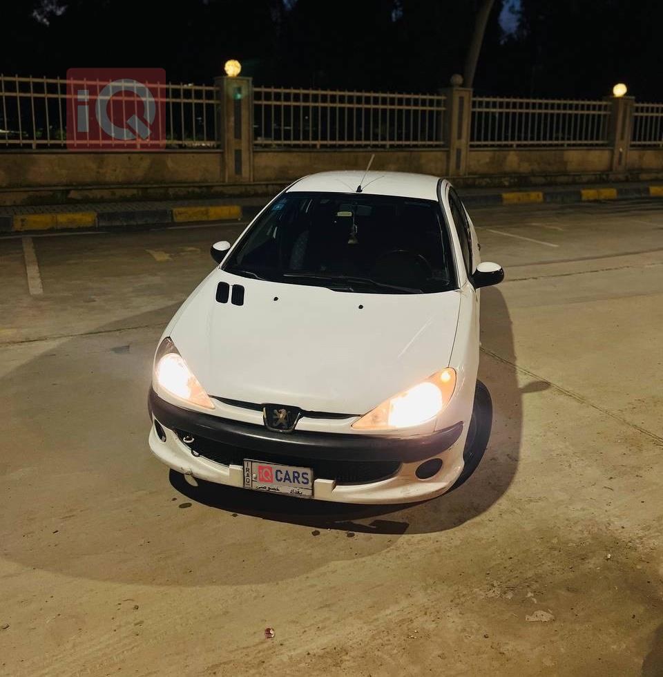بيجو 206